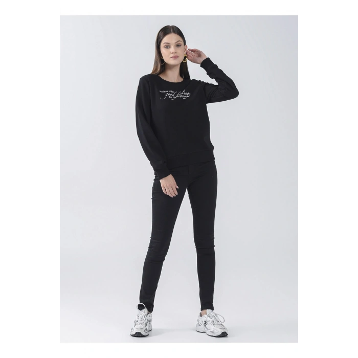 Bisiklet Yaka Baskılı Siyah Kadın Sweatshırt 22k0375k1