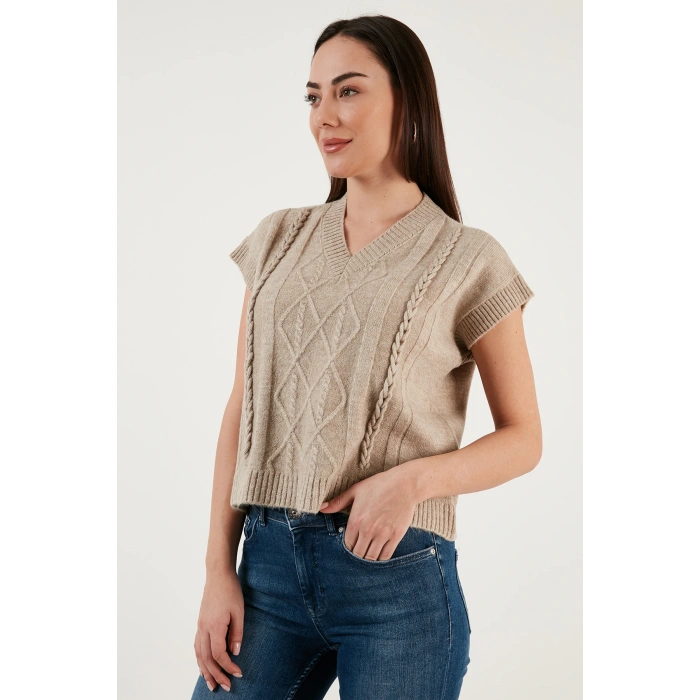 Regular Fit V Yaka Süveter SÜVETER 23K0669K1