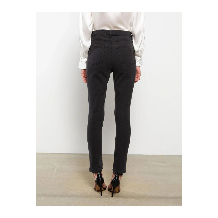 LCWAIKIKI Basic Slim Fit Düz Kadın Jean Pantolon