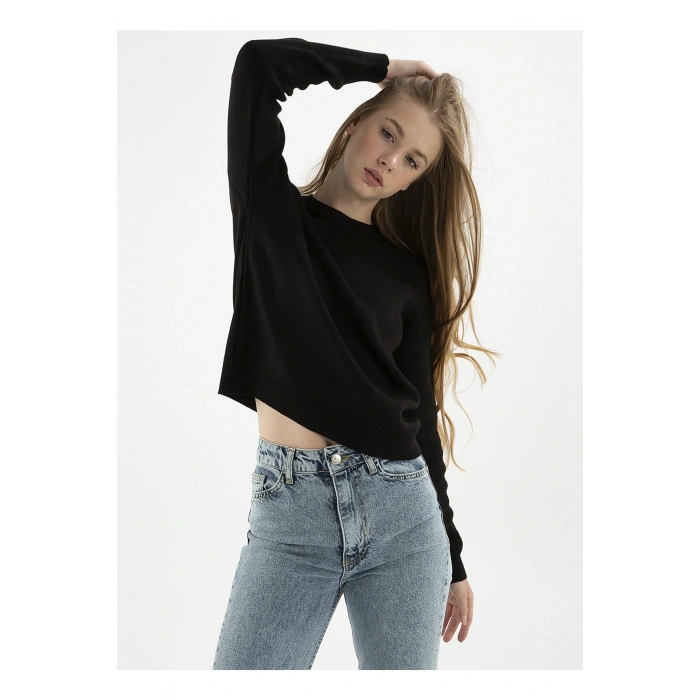 Bisiklet Yaka Düz Siyah Kadın Kazak 22k0166k1