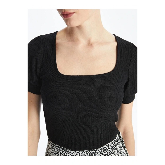 LCW Vision Kare Yaka Düz Kısa Kollu Kadın Bluz