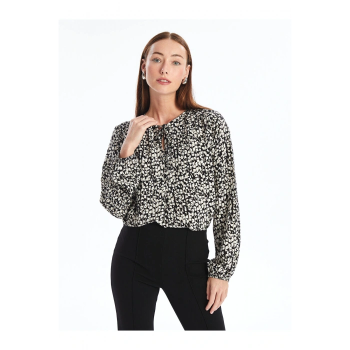 LCW Bağlamalı Yaka Desenli Uzun Kollu Kadın Bluz