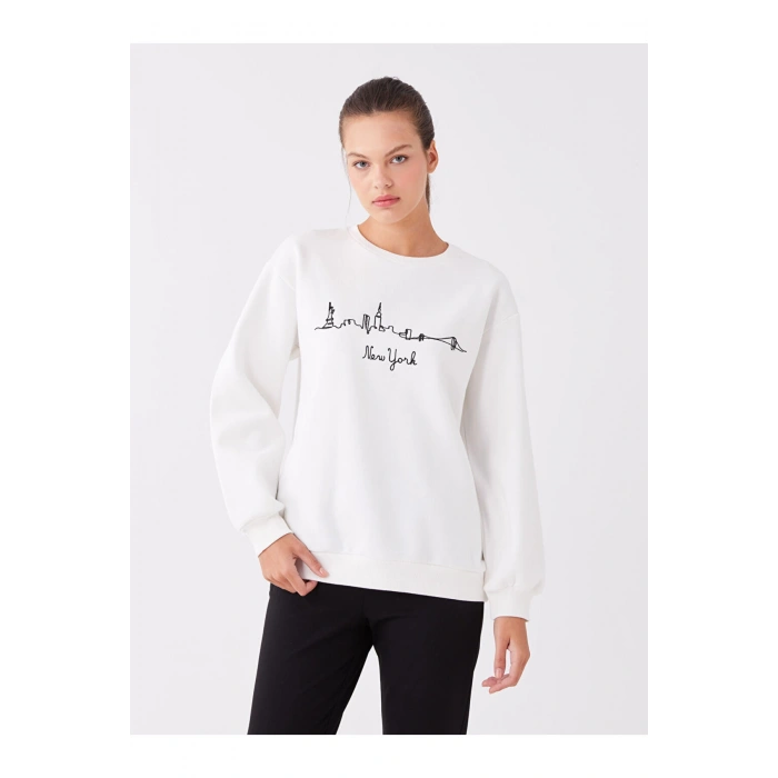 Bisiklet Yaka Nakışlı Uzun Kollu Kadın Sweatshirt