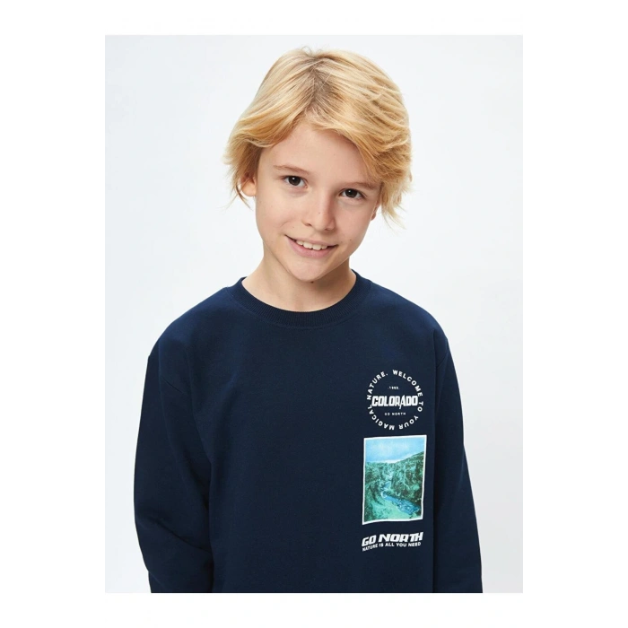 LCW Kids Rahat Kalıp Bisiklet Yaka Baskılı Erkek Çocuk Sweatshirt