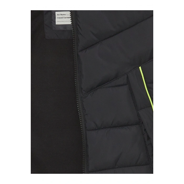 Lcwk Kapüşonlu Erkek Çocuk Şişme Yelek