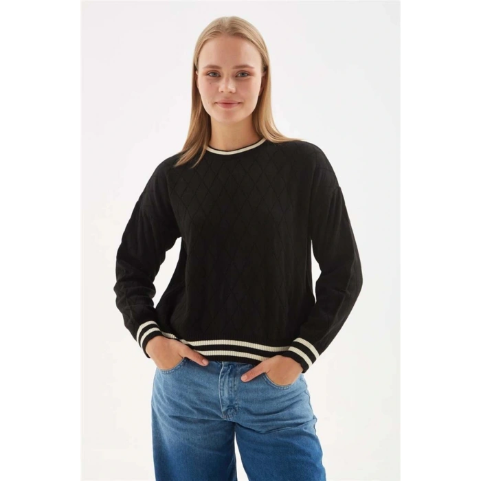 Baklava Desen Kazak Siyah