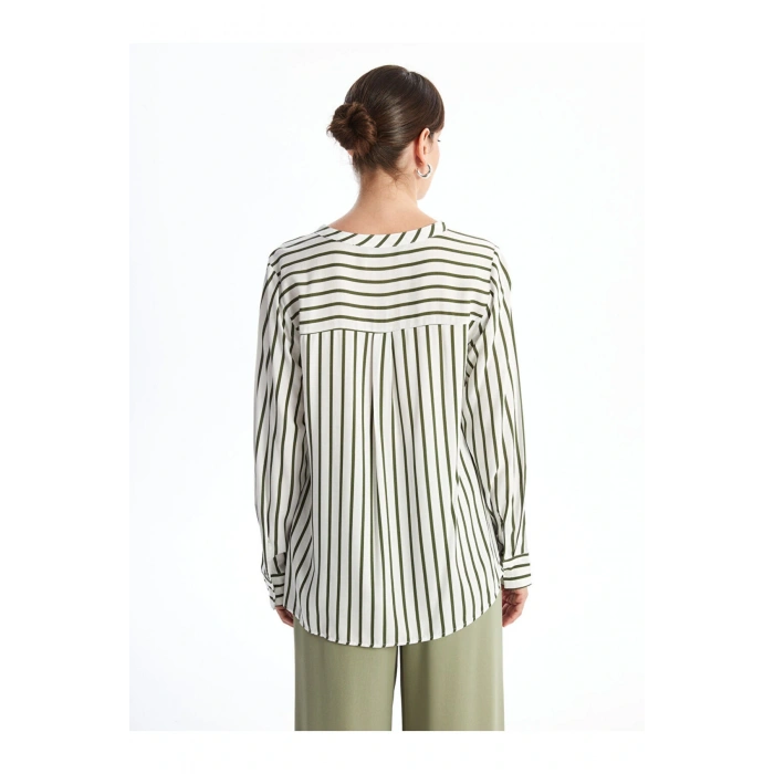 Kaçık Yaka Çizgili Uzun Kollu Kadın Bluz