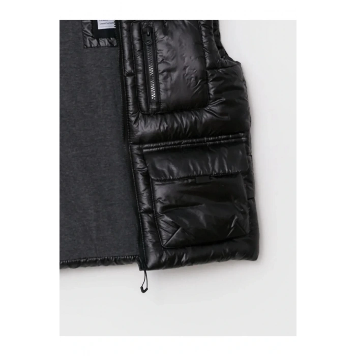 LCW Kids Siyah Dik Yaka Erkek Çocuk Şişme Yelek