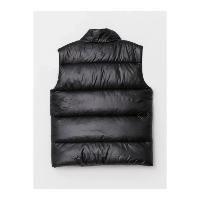 LCW Kids Siyah Dik Yaka Erkek Çocuk Şişme Yelek