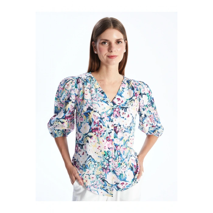 V Yaka Çiçekli Kadın Bluz