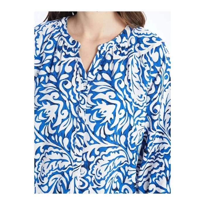 LCWAIKIKI Classic Mavi Kaçık Yaka Desenli Oversize Kadın Bluz