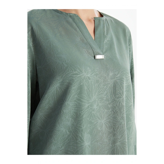 V Yaka Çiçekli Uzun Kollu Kadın Bluz