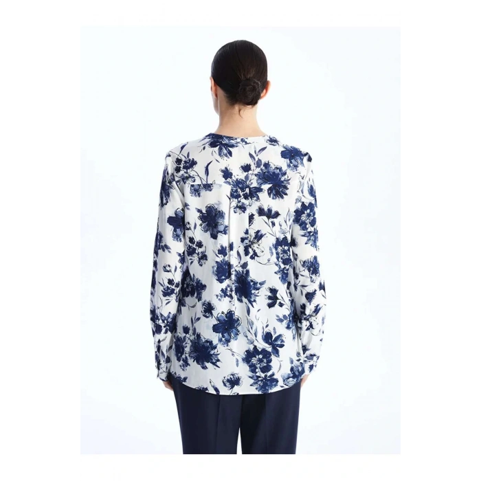 LCW Grace Lacivert Kaçık Yaka Desenli Uzun Kollu Kadın Bluz