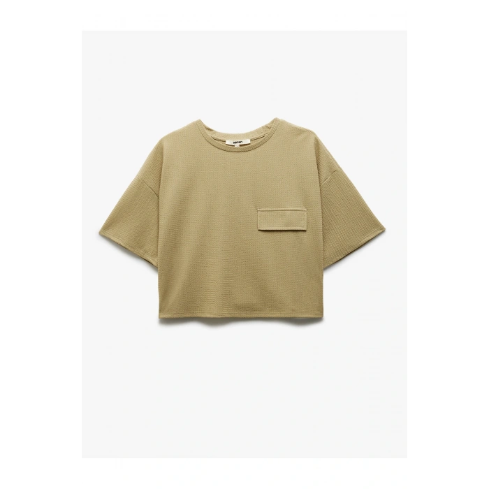 Aplike Detaylı Dokulu Bisiklet Yaka Kısa Kollu Tişört