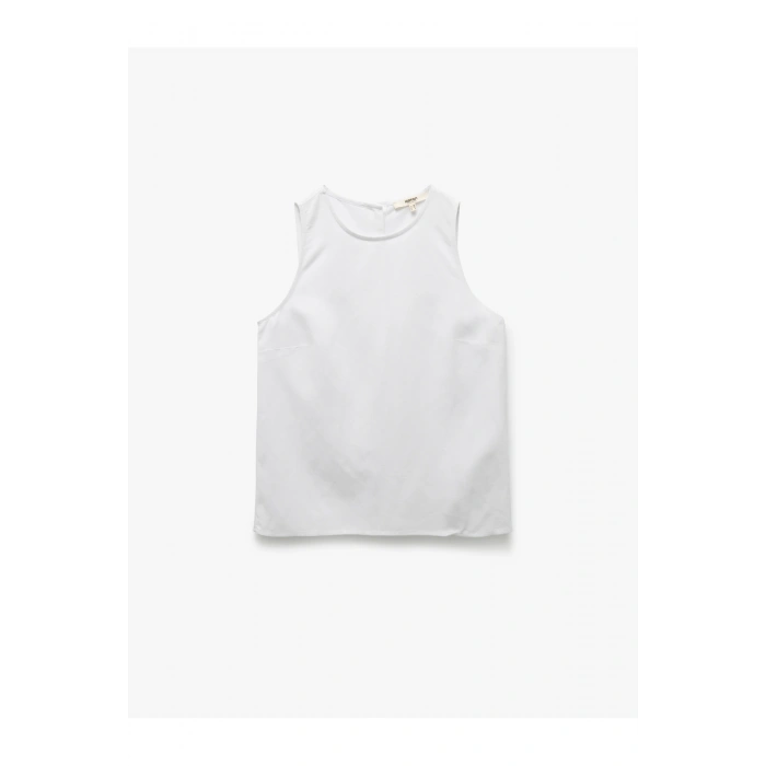 Arkası Düğmeli Asimetrik Kesim Kırık Beyaz Kadın Bluz 5SAK60258UW