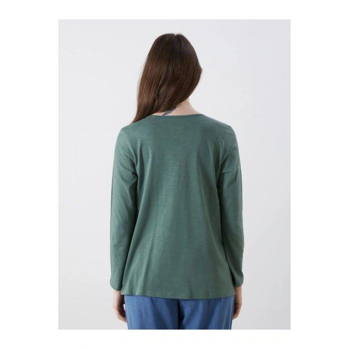 Bağlamalı Yaka Nakışlı Bluz