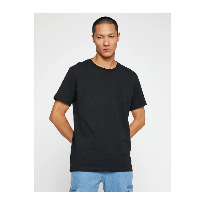 Basic Tişört Slim Fit Bisiklet Yaka Kısa Kollu Pamuklu