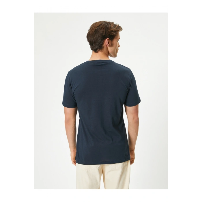 Basic Tişört Slim Fit Bisiklet Yaka Kısa Kollu Pamuklu