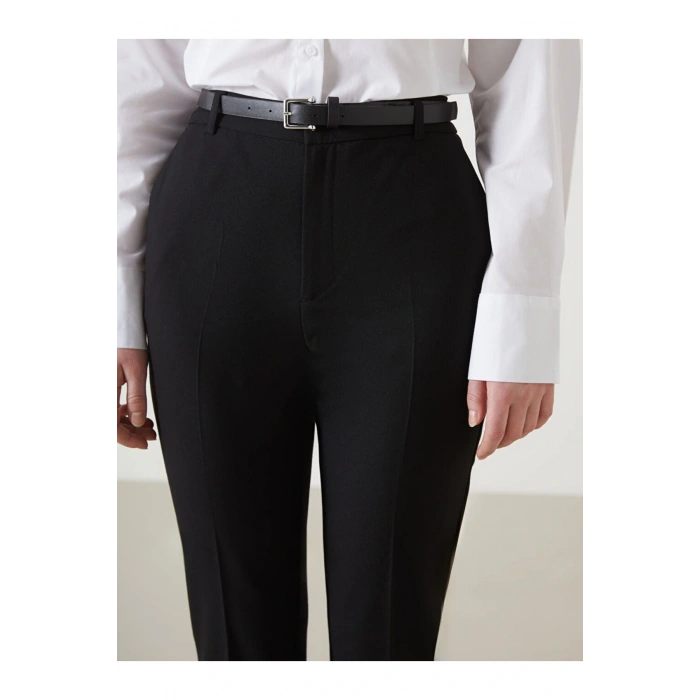 Beli Kemerli Havuc Kesim Kadin Pantolon - S5HG28Z8