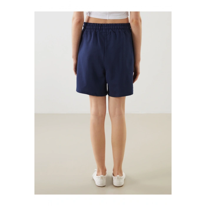 Beli Lastikli California Baskılı Kadın Şort