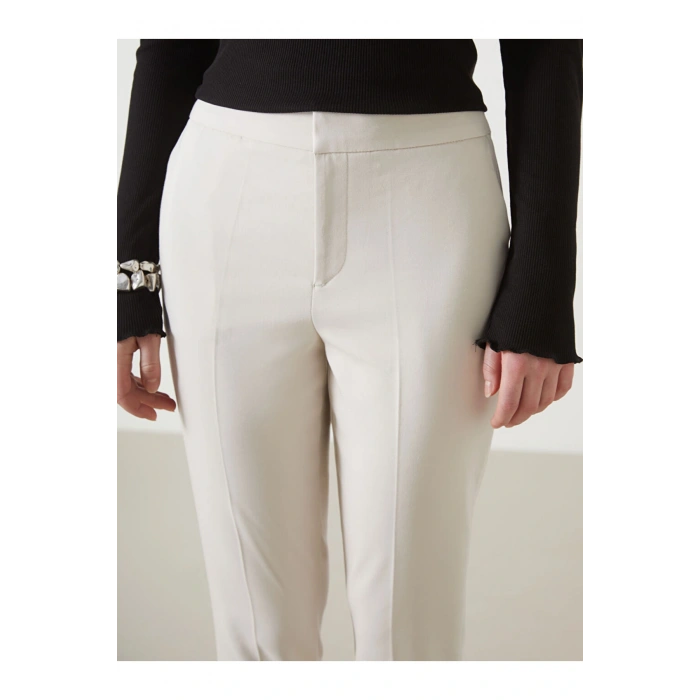 Beli Lastikli Dar Fit Kadın Pantolon