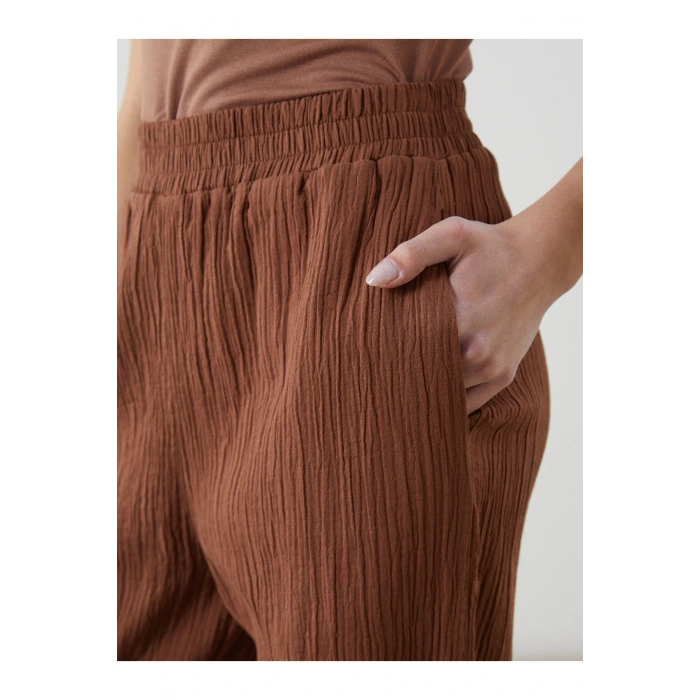 Beli Lastikli Dokulu Kadın Pantolon