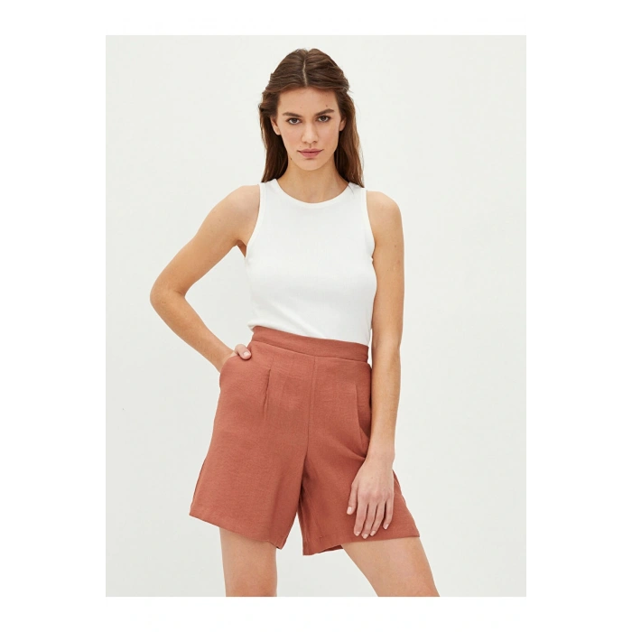 Beli Lastikli Düz Cep Detaylı Kadın Şort