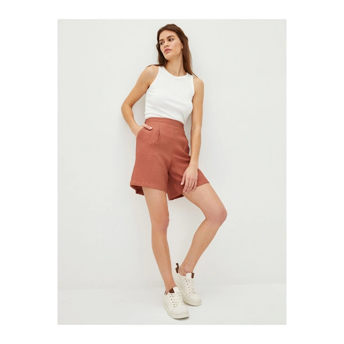 Beli Lastikli Düz Cep Detaylı Kadın Şort