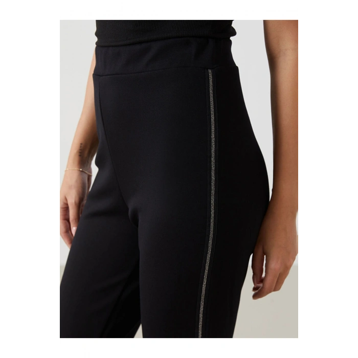 Beli Lastikli Şerit Detaylı Kadın Eşofman Altı