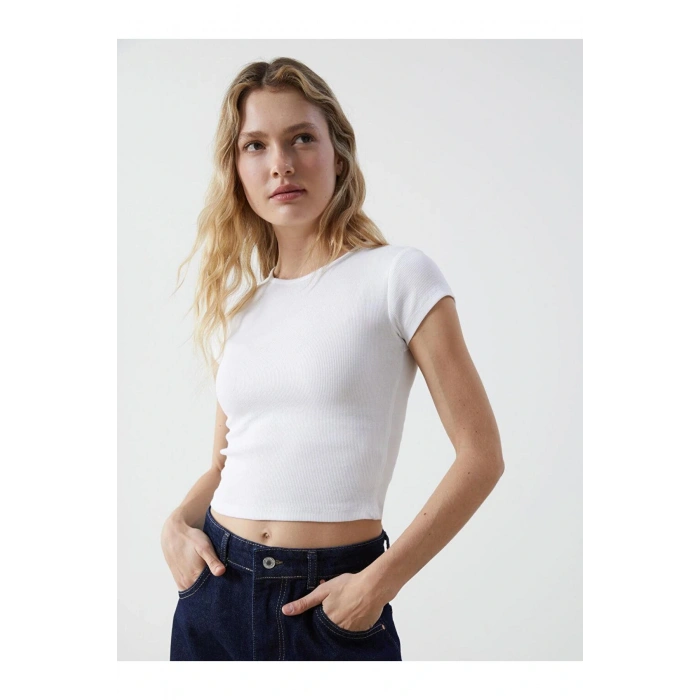 Bisiklet Yaka Dokulu Kadın Crop (S5)