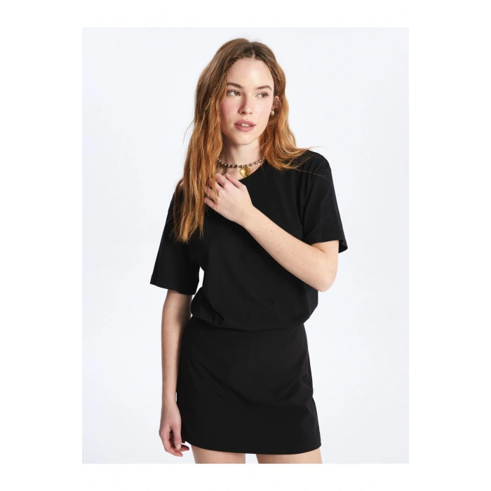 Bisiklet Yaka Düz Kısa Kollu Kadın Tişört