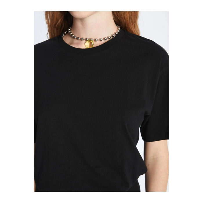 Bisiklet Yaka Düz Kısa Kollu Kadın Tişört