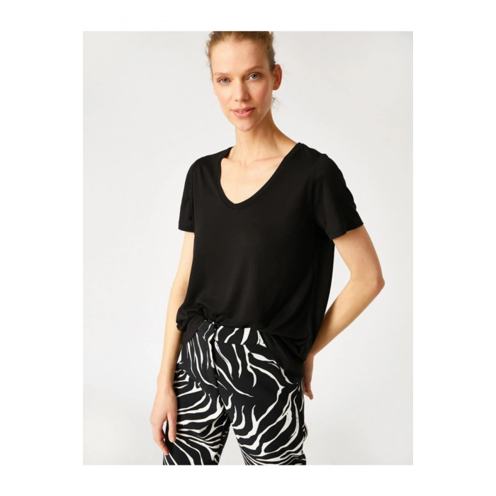 Bisiklet Yaka Kısa Kollu Basic Tişört