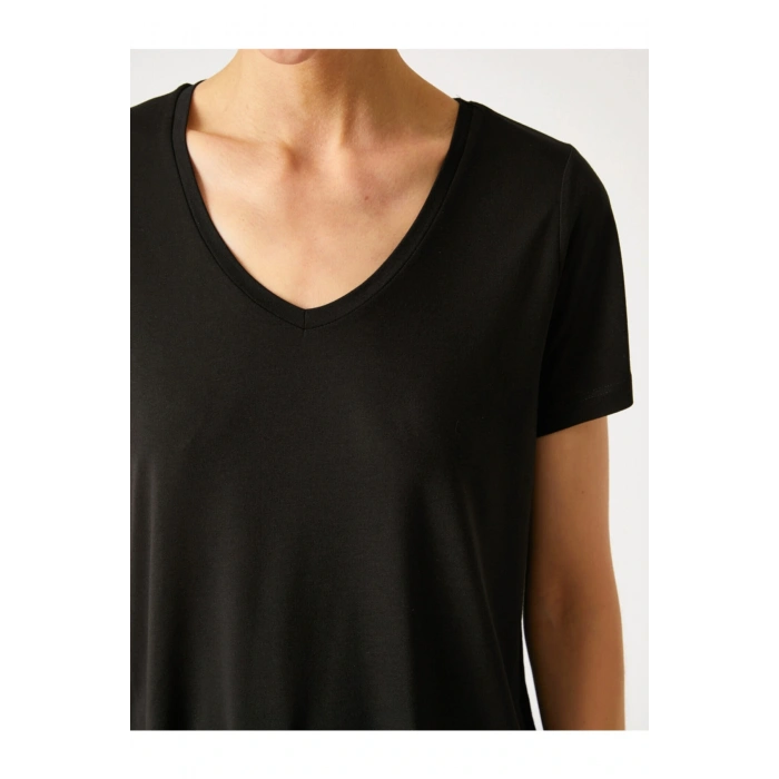 Bisiklet Yaka Kısa Kollu Basic Tişört