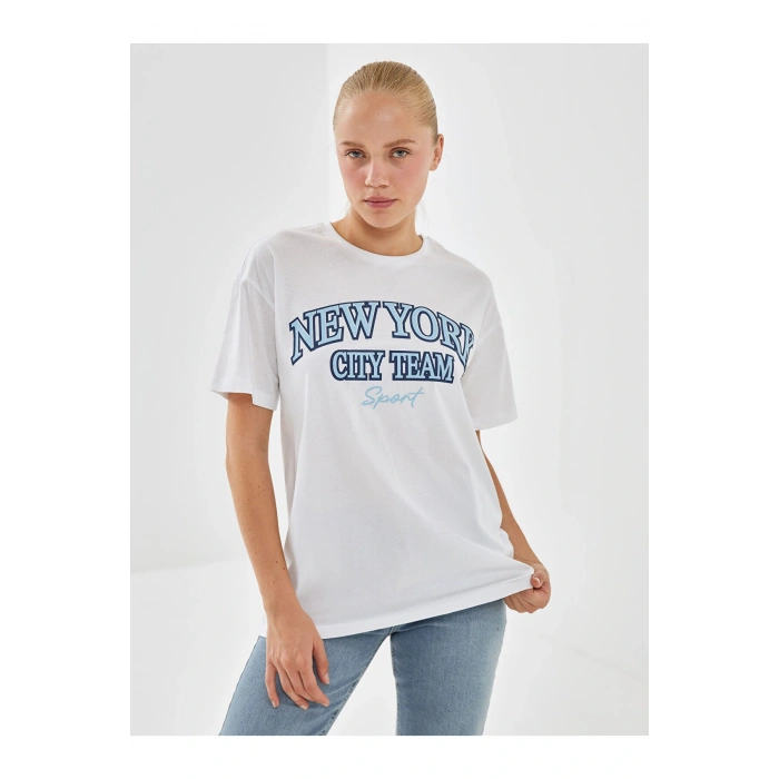Bisiklet Yaka New York Baskılı Kadın Tişört