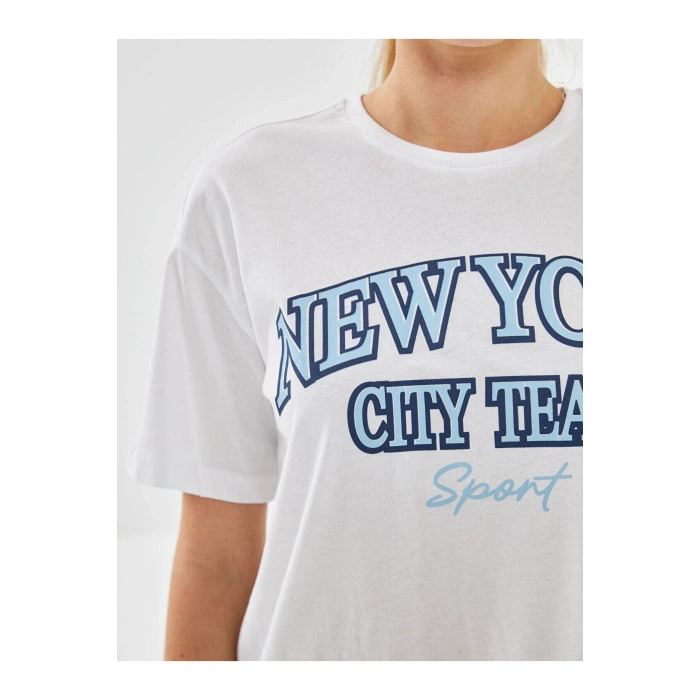 Bisiklet Yaka New York Baskılı Kadın Tişört