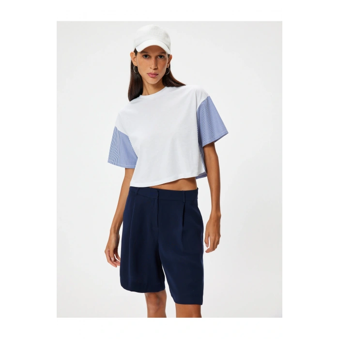 Bisiklet Yaka Tişört Kumaş Detaylı Detaylı Kısa Kollu