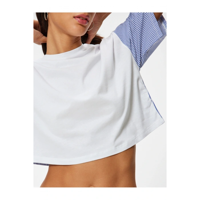 Bisiklet Yaka Tişört Kumaş Detaylı Detaylı Kısa Kollu