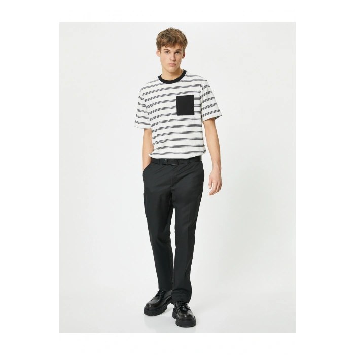 Cep Detaylı Tişört Bisiklet Yaka Kısa Kollu