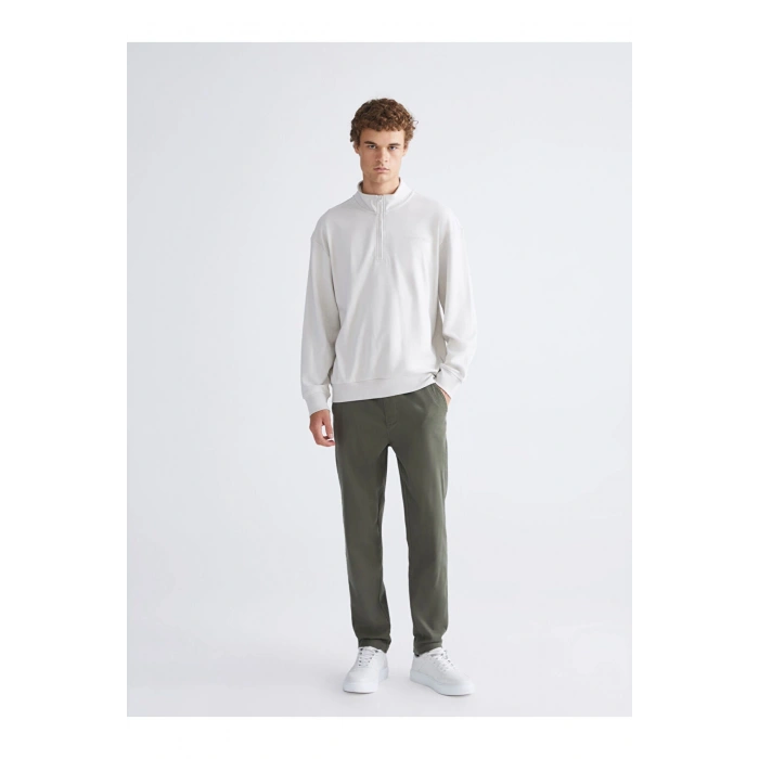 Dik Yaka Baskılı Erkek Sweatshirt