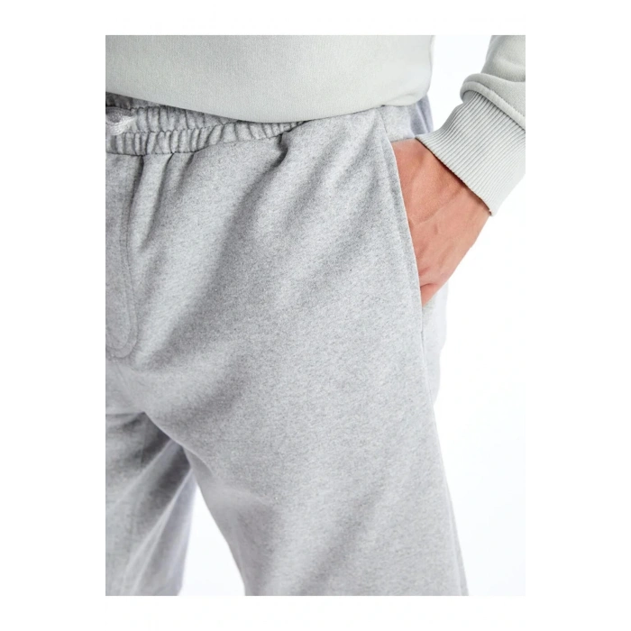 Gri Standart Kalıp Pike Erkek Şort