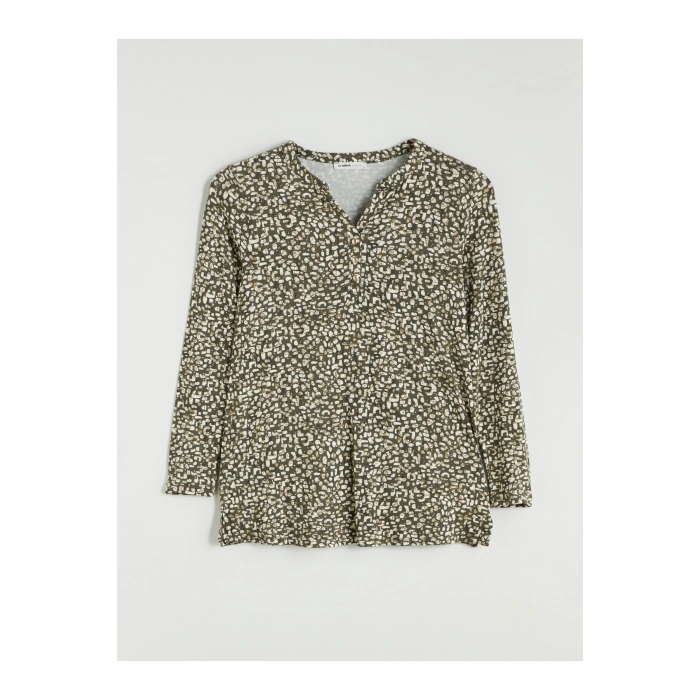 Kaçık Yaka Desenli Bluz