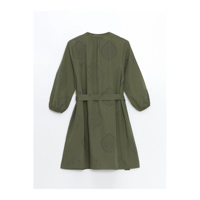 Kaçık Yaka Nakışlı Kadın Elbise