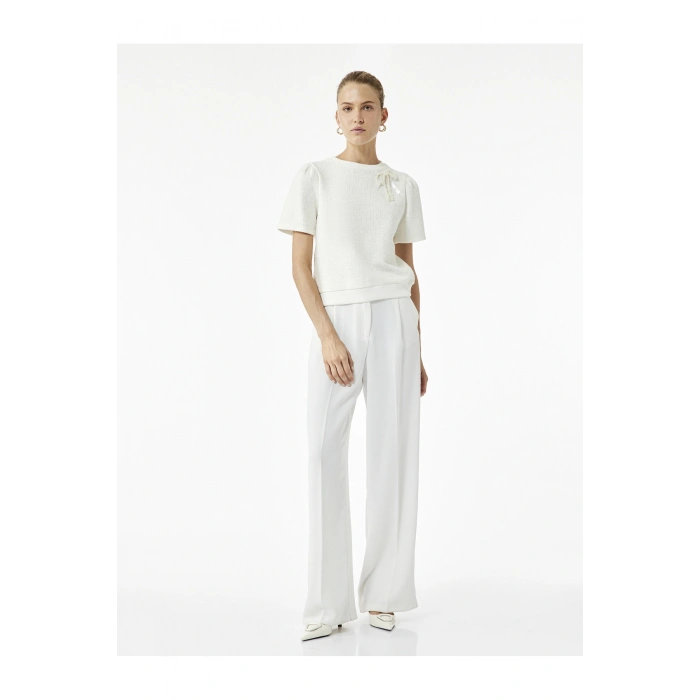 Kısa Kollu Bisiklet Yaka Fiyonk Detaylı Sweatshirt