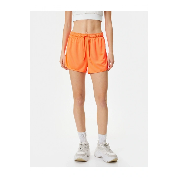 Koşu Şortu Beli Bağlamalı Bol Kalıp