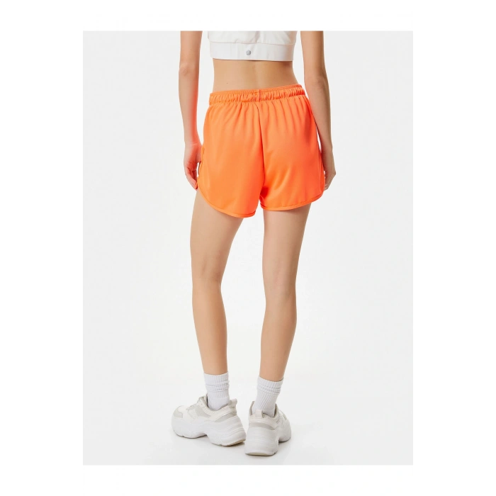 Koşu Şortu Beli Bağlamalı Bol Kalıp