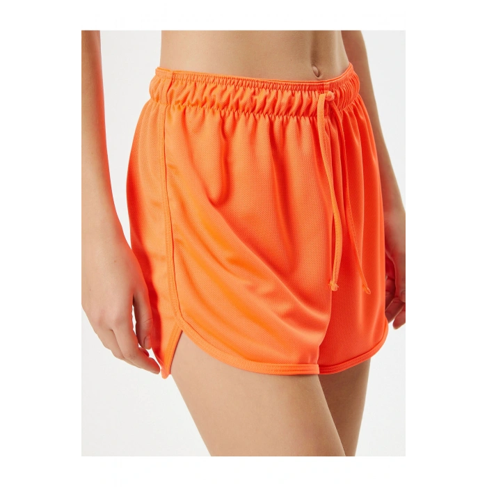 Koşu Şortu Beli Bağlamalı Bol Kalıp