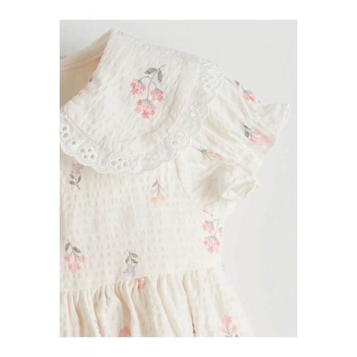 LCW baby EKRU Bebe Yaka Çiçekli Kız Bebek Elbise