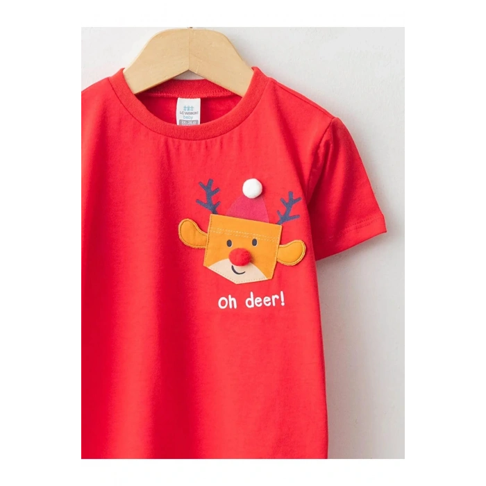 LCW baby kırmızı Bisiklet Yaka Kısa Kollu Yılbaşı Temalı Pamuklu Erkek Bebek Tişört