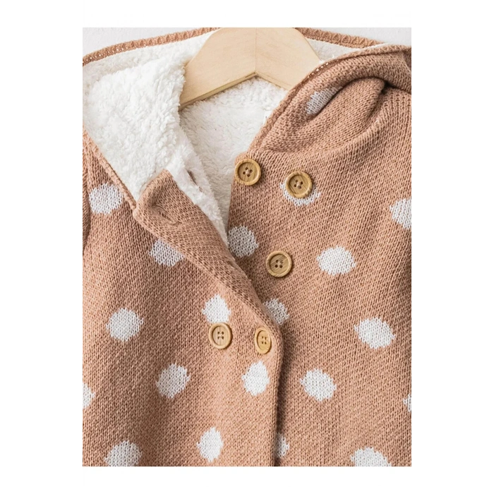 LCW babyKahverengi Kapüşonlu Uzun Kollu Puantiye Desenli Kız Bebek Triko Hırka